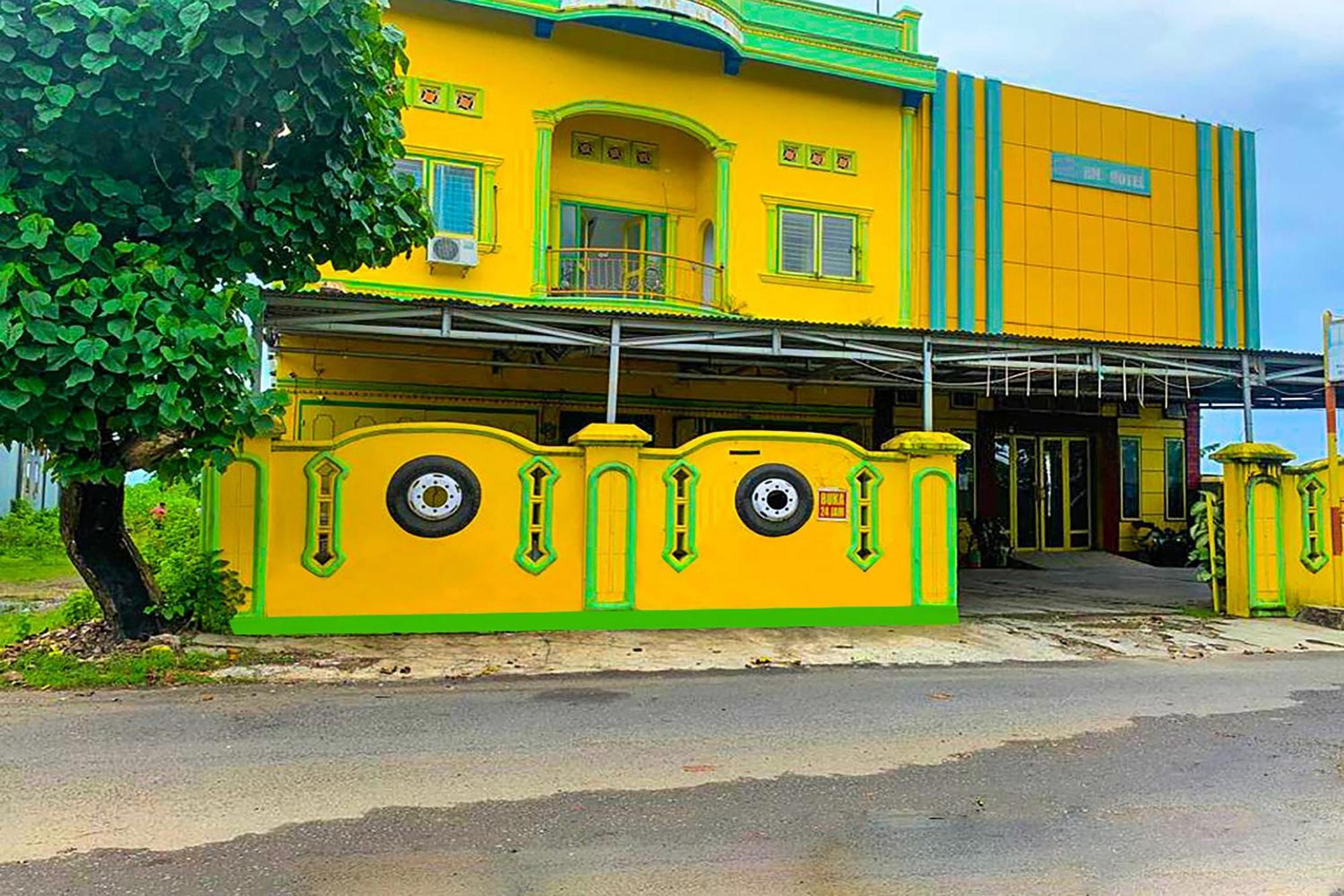 Oyo 92326 Hotel Melati Bm Pangkep Maros Exterior photo