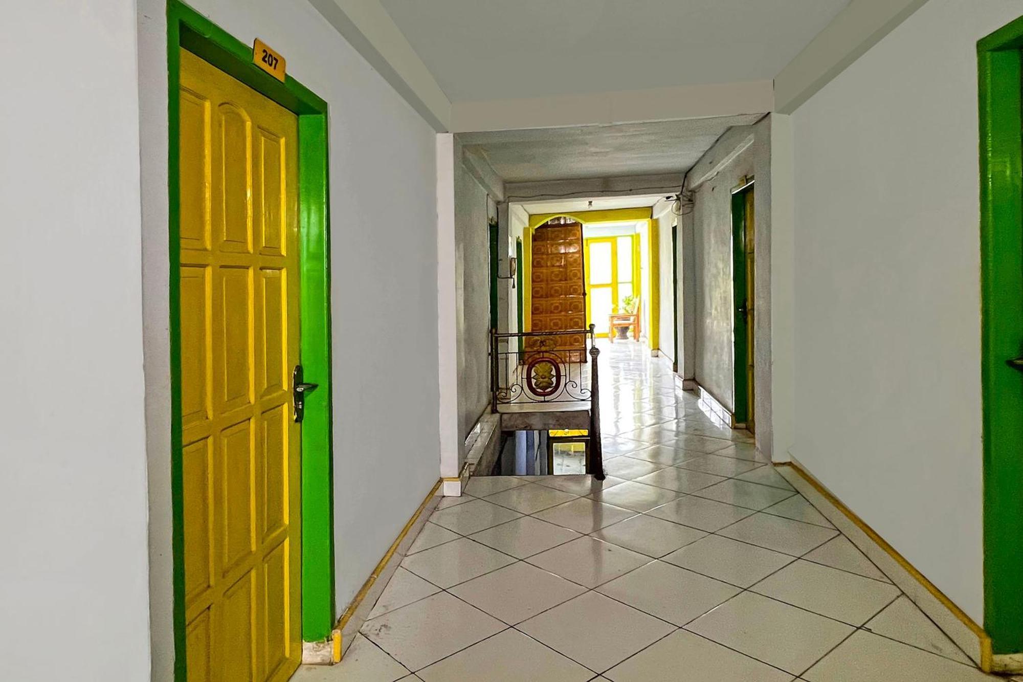 Oyo 92326 Hotel Melati Bm Pangkep Maros Exterior photo
